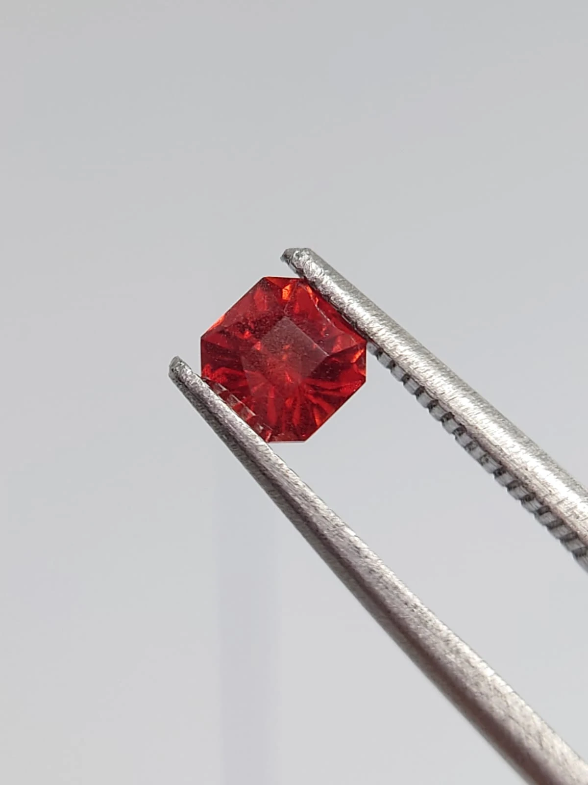 0.69ct Natural Umbalite Garnet from Malawi — view 7